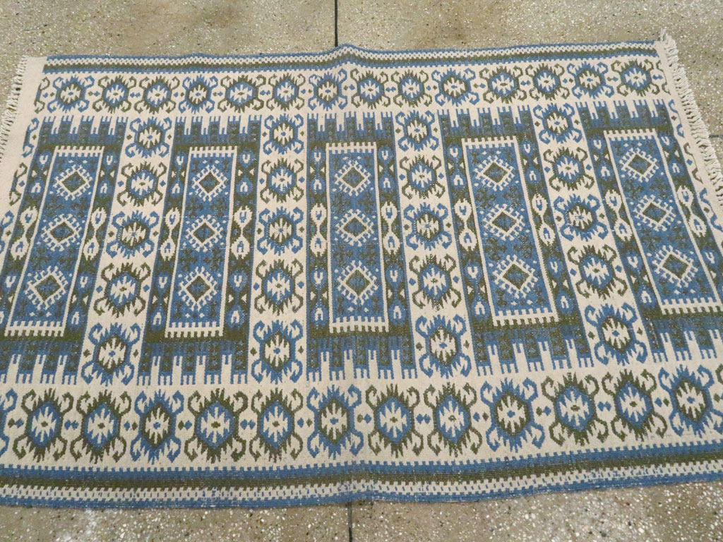 Vintage Swedish Flatweave Kilim Rug, No.15507 - Galerie Shabab