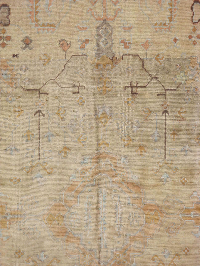 Antique Turkish Oushak Carpet, No.15510 - Galerie Shabab