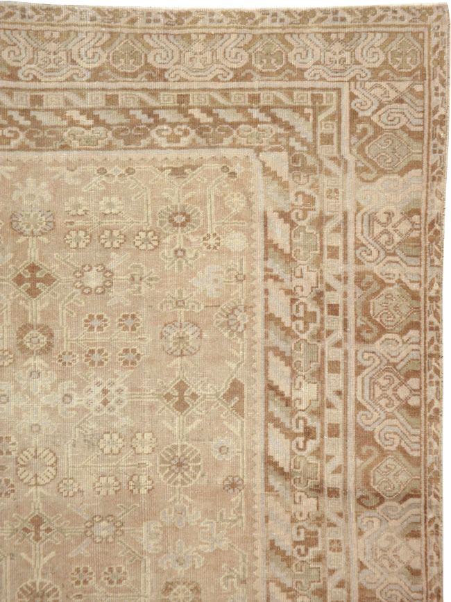 Antique East Turkestan Khotan Gallery Carpet, No.15512 - Galerie Shabab