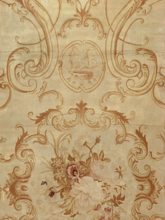 Antique French Aubusson Square Carpet, No.15514 - Galerie Shabab