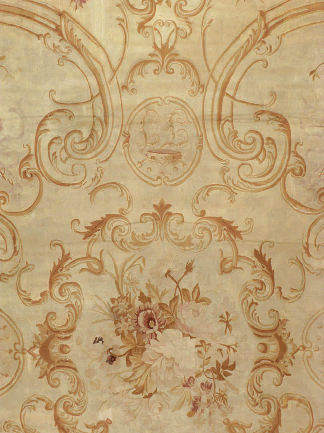 Antique French Aubusson Square Carpet, No.15514 - Galerie Shabab