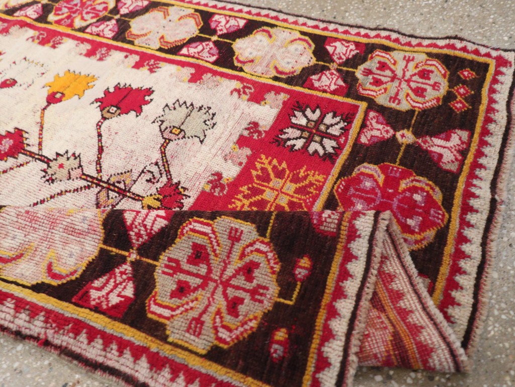 Antique Turkish Anatolian Rug, No.15516 - Galerie Shabab