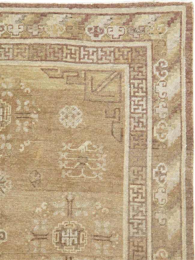 Antique East Turkestan Khotan Rug, No.15525 - Galerie Shabab