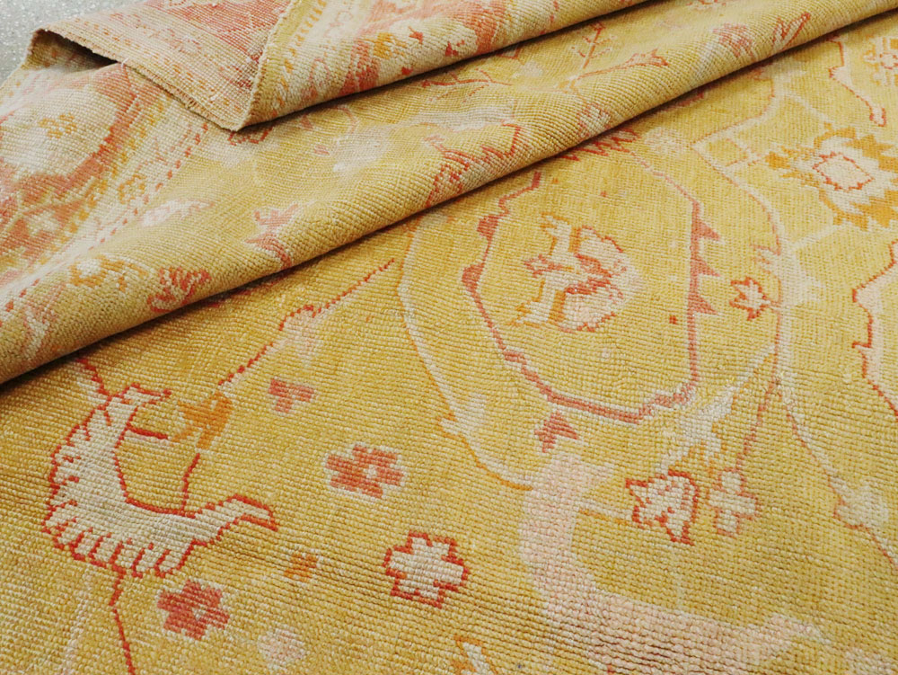 Antique Turkish Oushak Carpet, No.15526 - Galerie Shabab