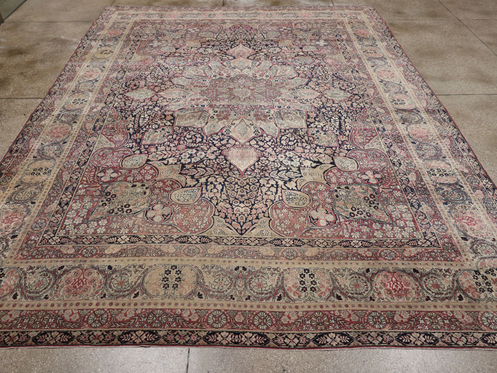 Antique Persian Lavar Kerman Carpet, No.15532 - Galerie Shabab