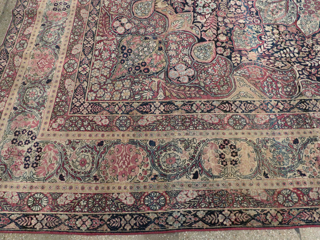 Antique Persian Lavar Kerman Carpet, No.15532 - Galerie Shabab