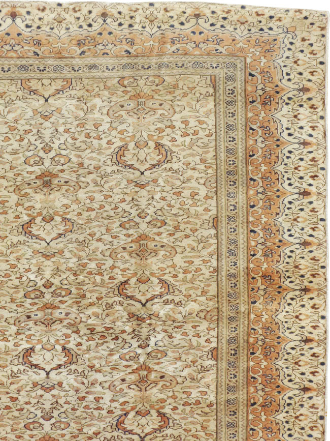Vintage Turkish Sivas Carpet, No.15549 - Galerie Shabab