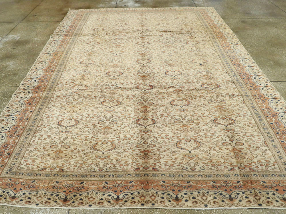 Vintage Turkish Sivas Carpet, No.15549 - Galerie Shabab