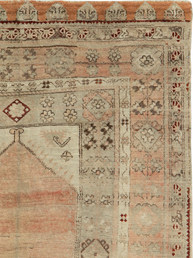 Antique Turkish Ghiordes Rug, No.15551 - Galerie Shabab