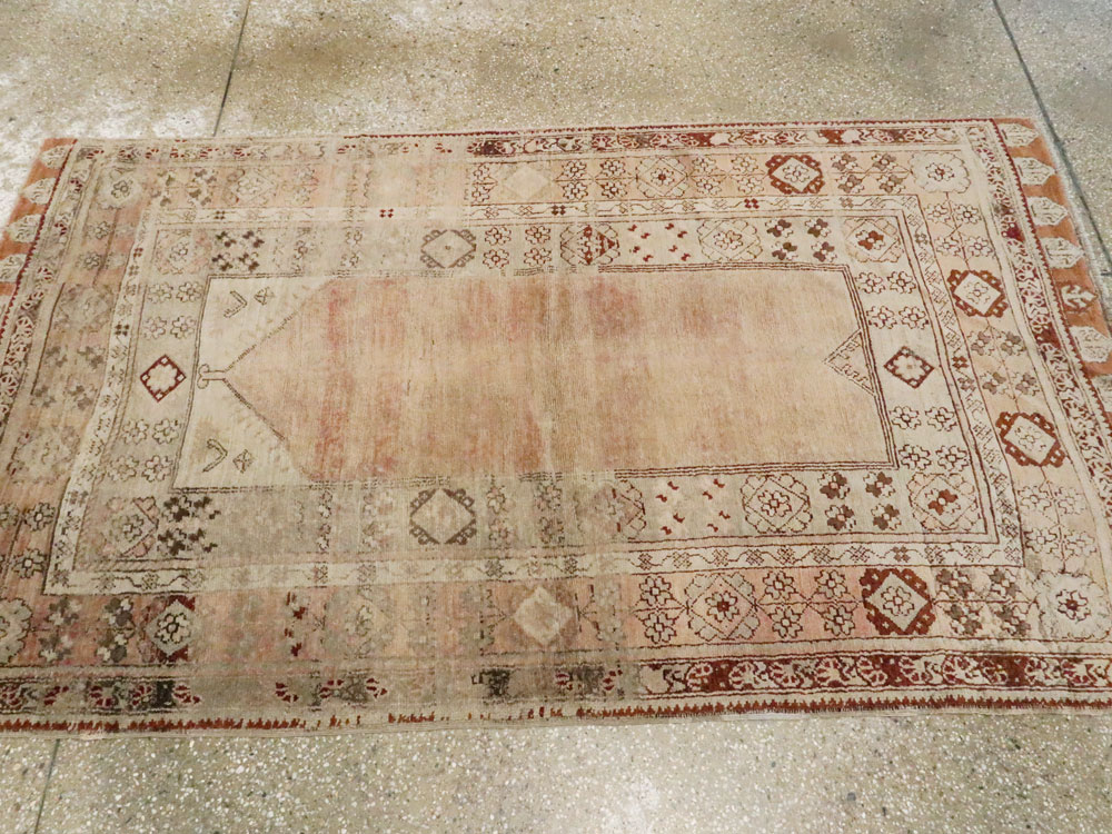 Antique Turkish Ghiordes Rug, No.15551 - Galerie Shabab