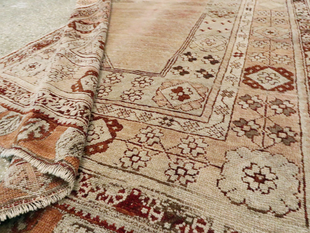 Antique Turkish Ghiordes Rug, No.15551 - Galerie Shabab