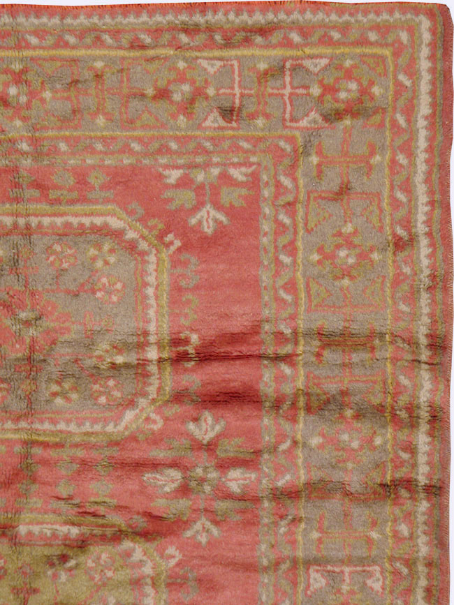 Antique Turkish Oushak Carpet, No.15555 - Galerie Shabab