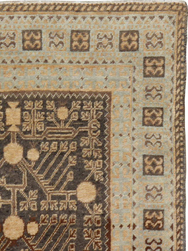 Antique East Turkestan Khotan Rug, No.15599 - Galerie Shabab