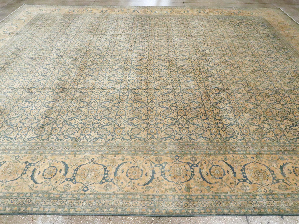 Antique Persian Tabriz Carpet, No.15604 - Galerie Shabab