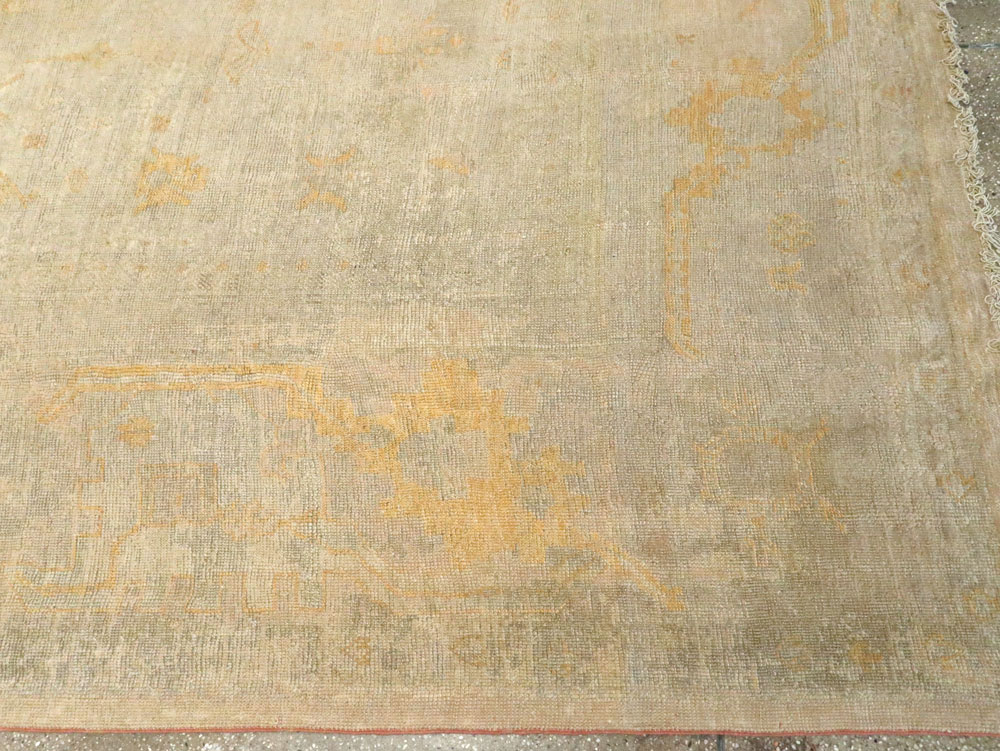 Antique Turkish Oushak Oversize Carpet, No.15605 - Galerie Shabab