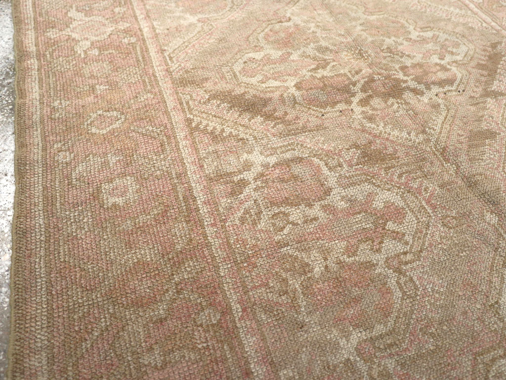 Vintage Turkish Anatolian Rug, No.15609 - Galerie Shabab