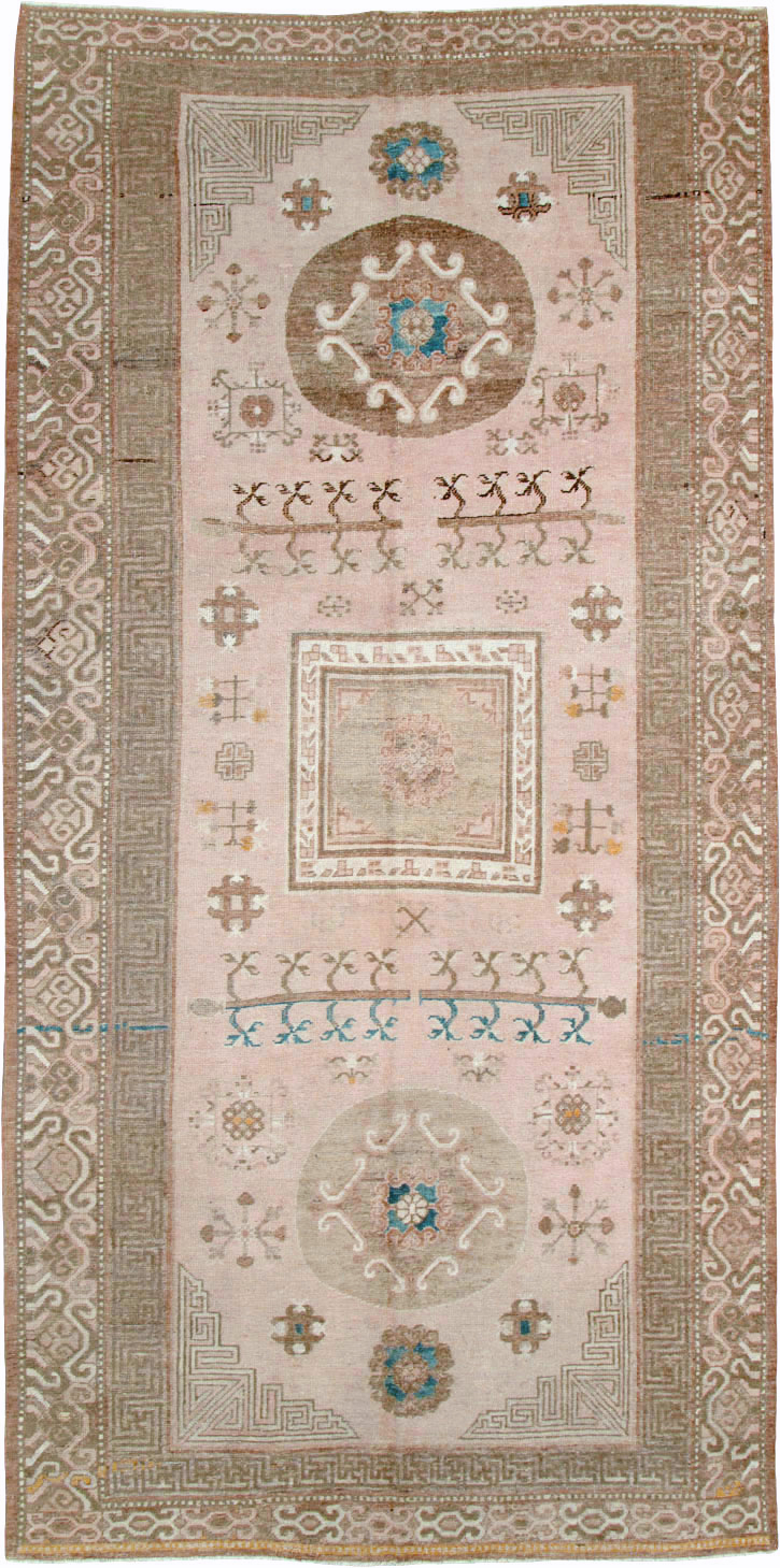 Antique East Turkestan Khotan Carpet, No.15612 - Galerie Shabab
