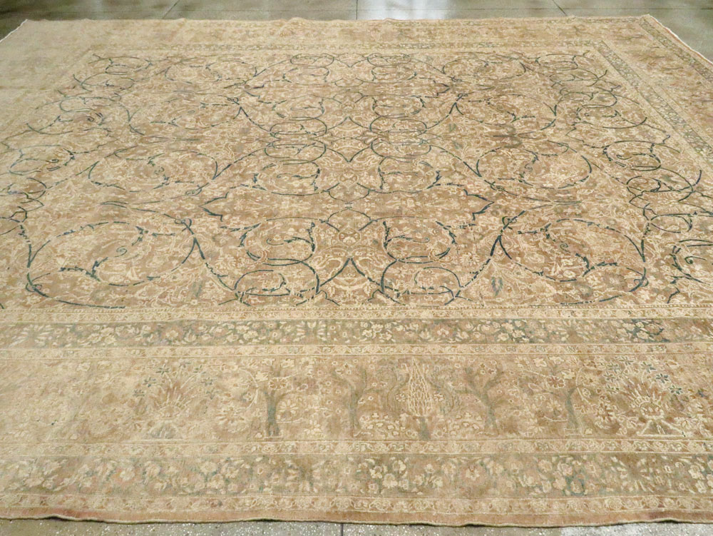 Antique Persian Tabriz Carpet, No.15618 - Galerie Shabab