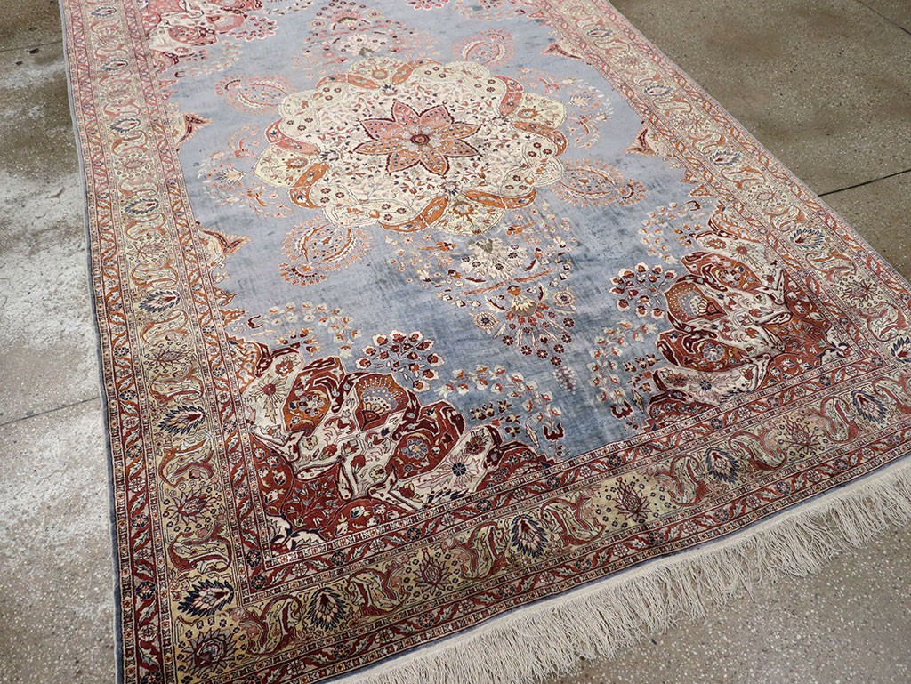 Antique Turkish Herekeh Silk Rug, No.15636 - Galerie Shabab