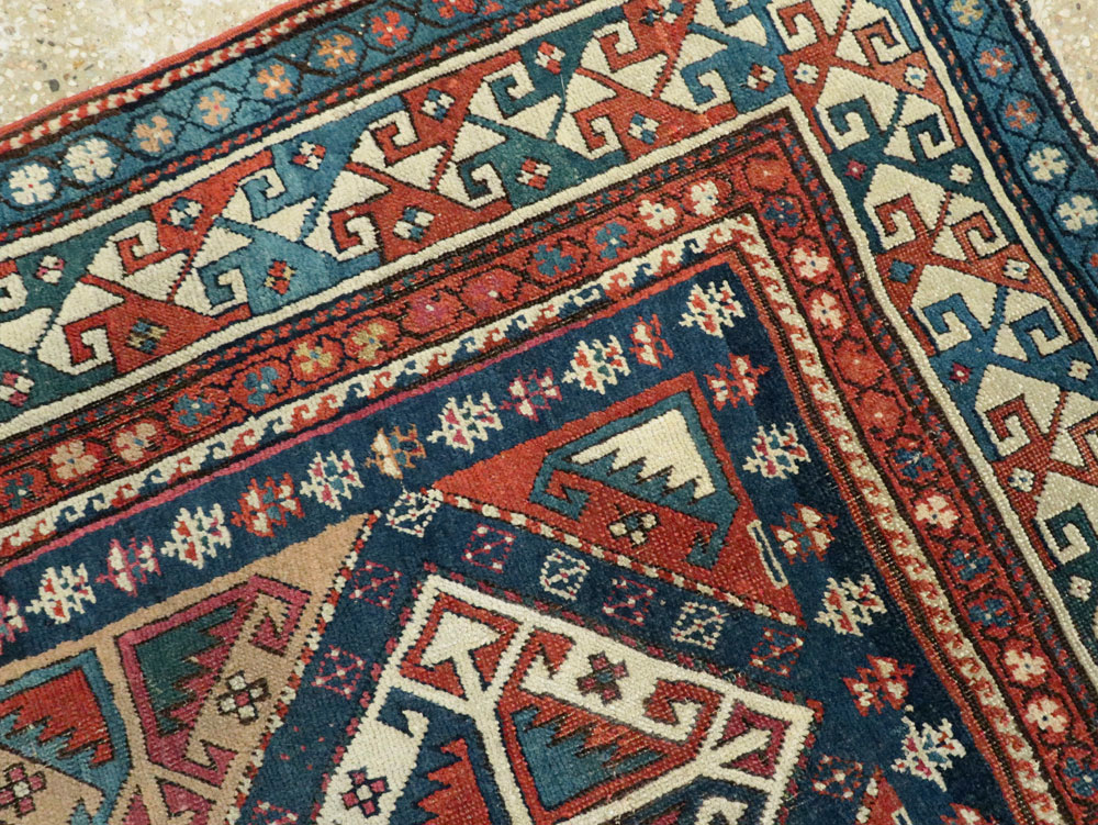 Antique Caucasian Shirvan Rug, No.15691 - Galerie Shabab