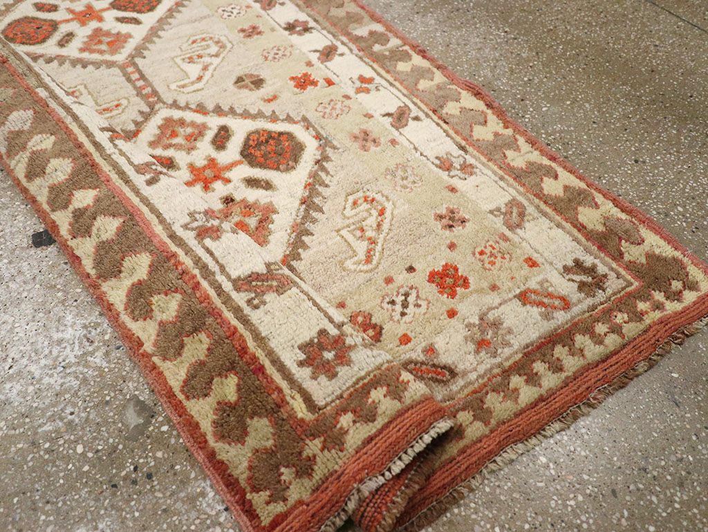 Antique Persian Serab Runner, No.15694 - Galerie Shabab