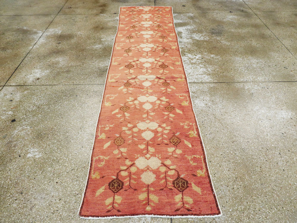 Vintage Turkish Oushak Runner, No.15712 - Galerie Shabab