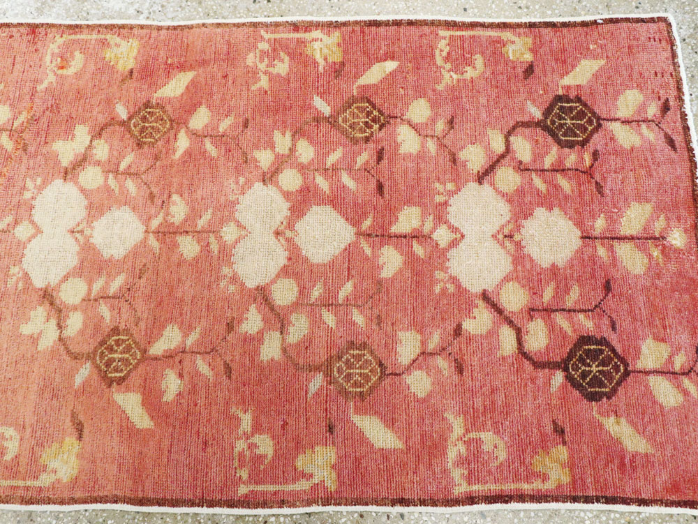Vintage Turkish Oushak Runner, No.15712 - Galerie Shabab