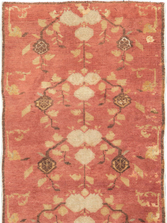 Vintage Turkish Oushak Runner, No.15712 - Galerie Shabab