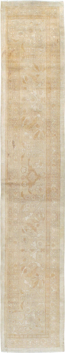 Vintage Indian Agra Runner, No.15725 - Galerie Shabab