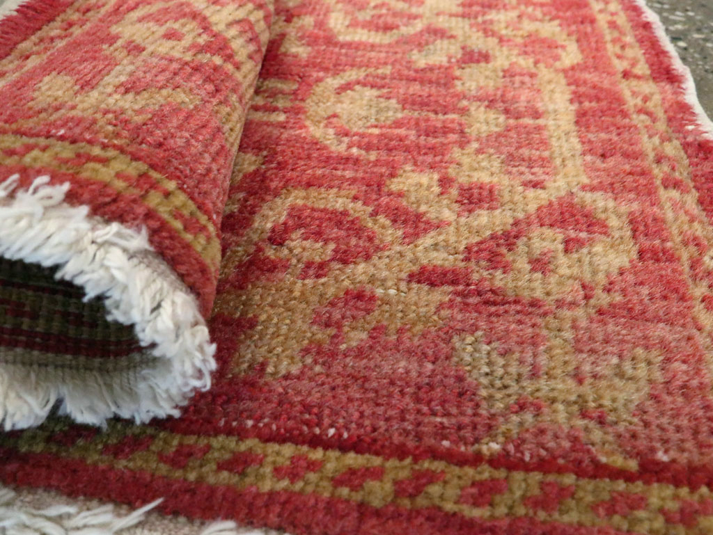 Antique Turkish Sivas Rug (Pair: 1 of 2), No.15727 - Galerie Shabab