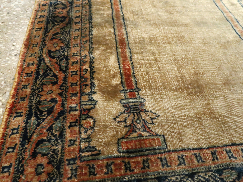 Antique Persian Tabriz Silk Rug, No.15738 - Galerie Shabab