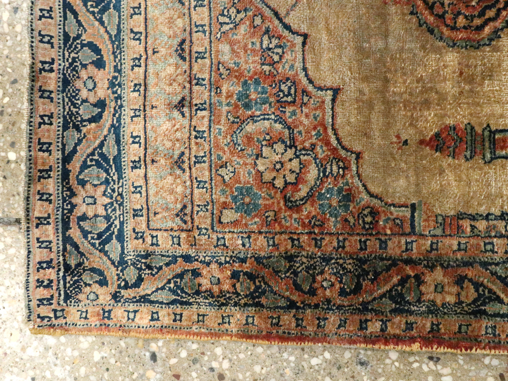 Antique Persian Tabriz Silk Rug, No.15738 - Galerie Shabab