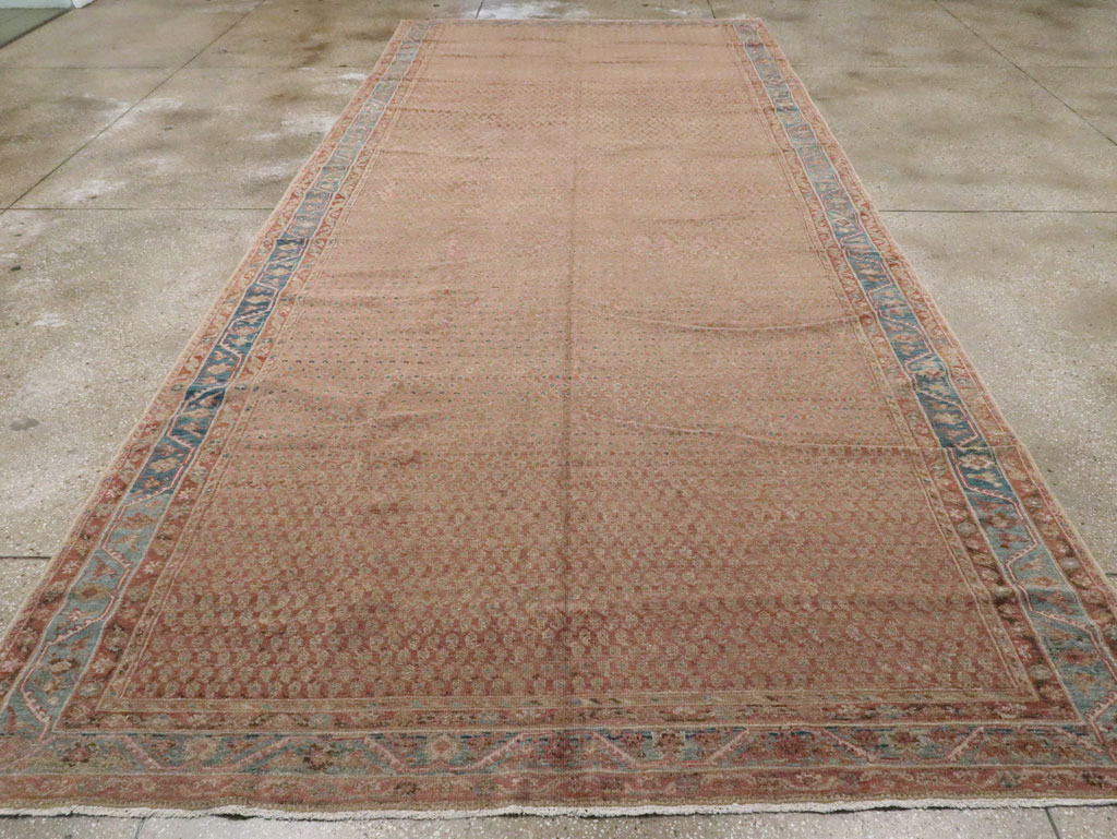 Antique Persian Malayer Gallery Carpet, No.15754 - Galerie Shabab