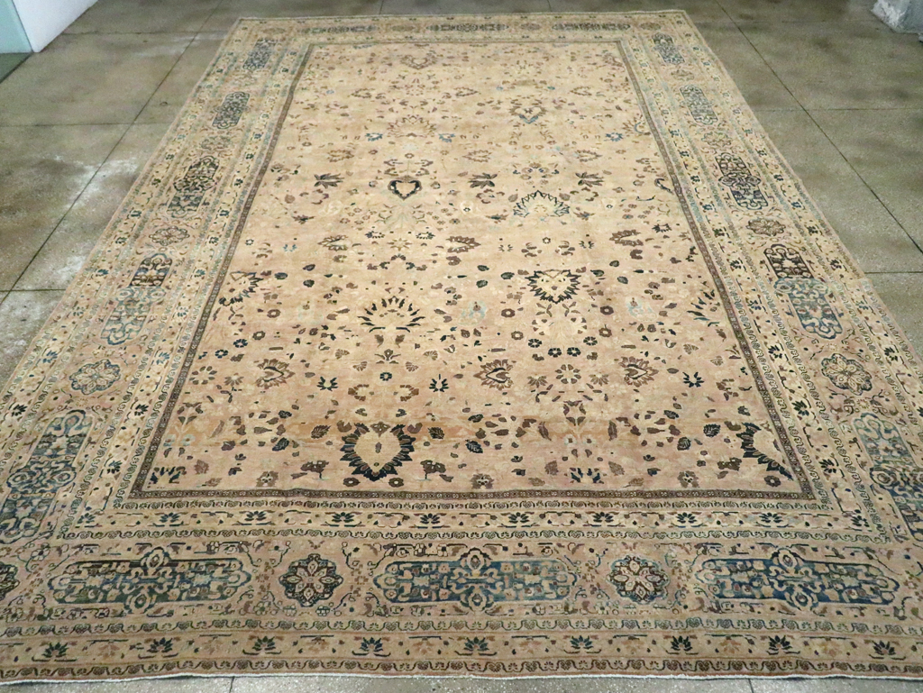 Antique Persian Mashad Carpet, No.15760 - Galerie Shabab