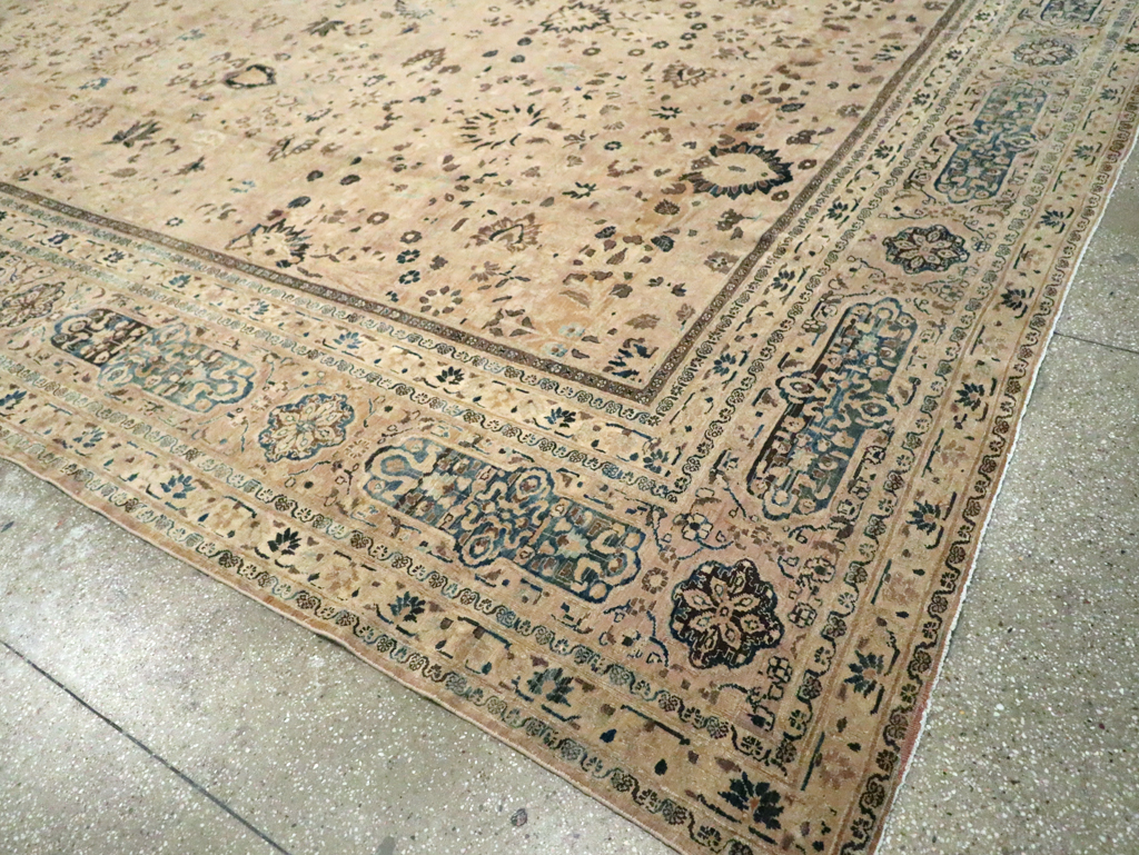 Antique Persian Mashad Carpet, No.15760 - Galerie Shabab