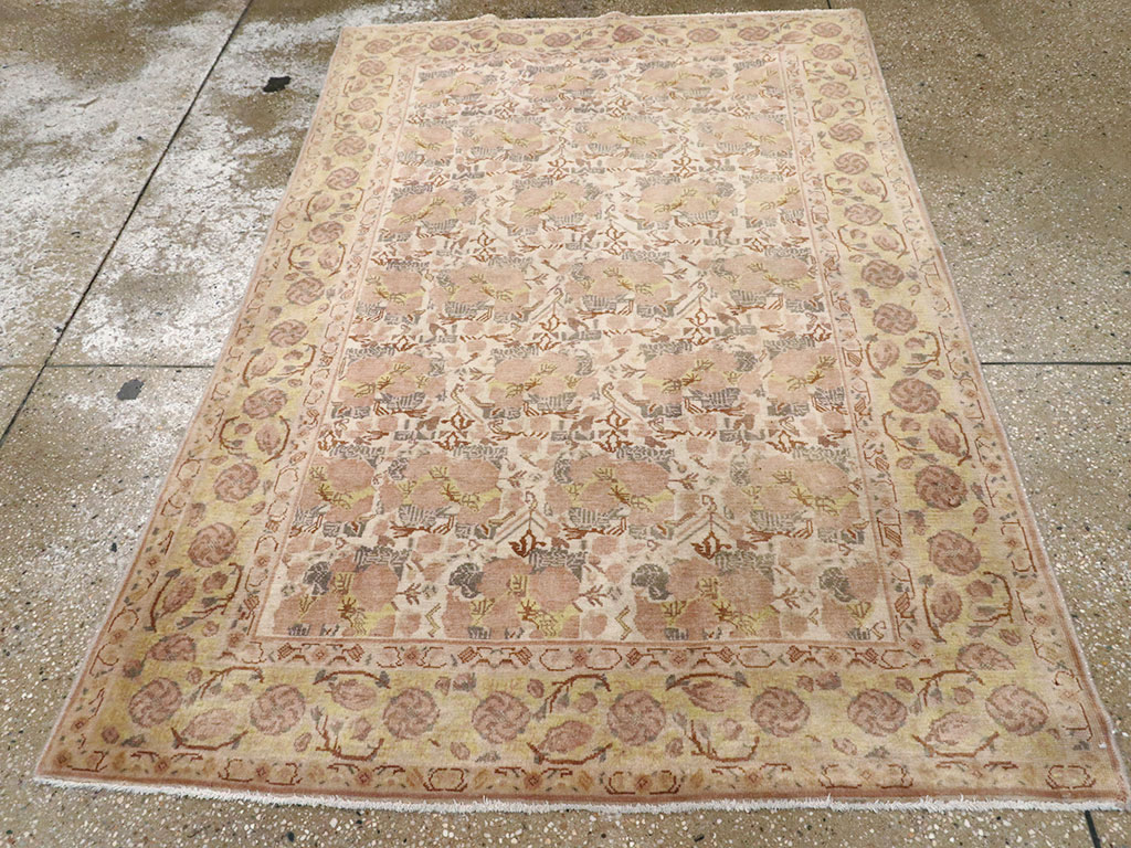 Antique Indian Lahore Rug, No.15761 - Galerie Shabab