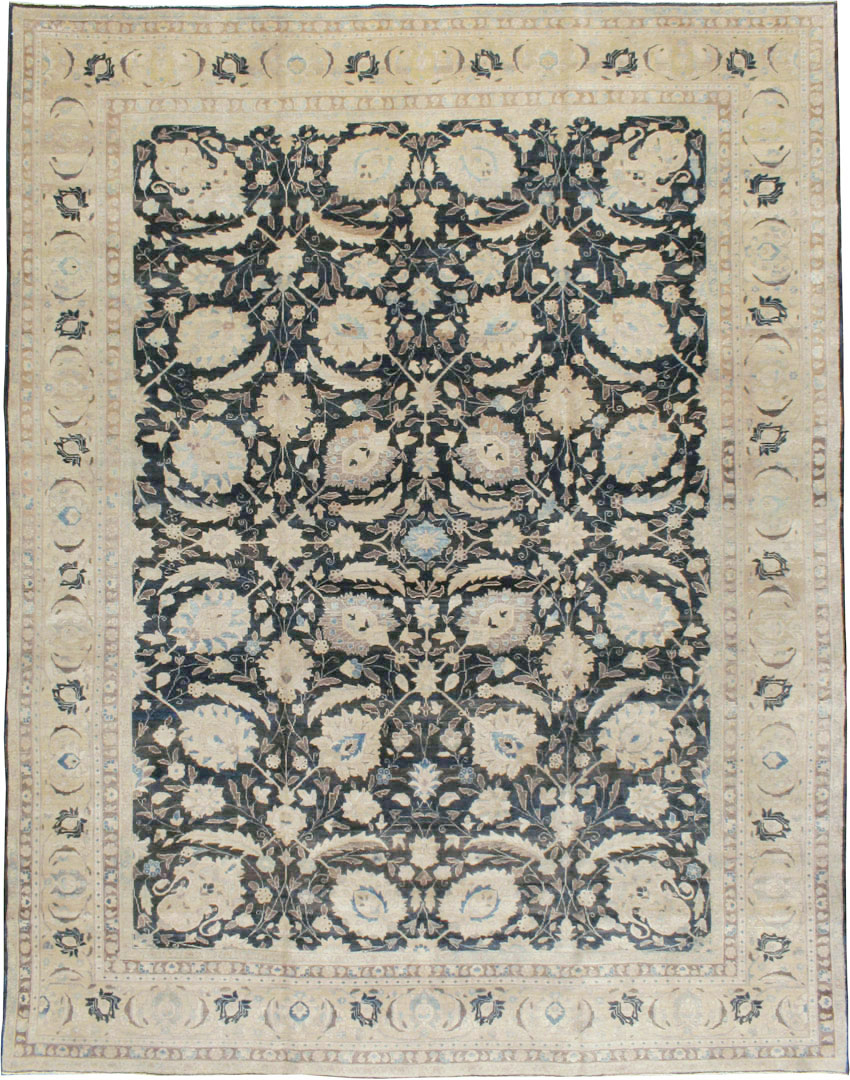 Antique Persian Tabriz Carpet, No.15777 - Galerie Shabab