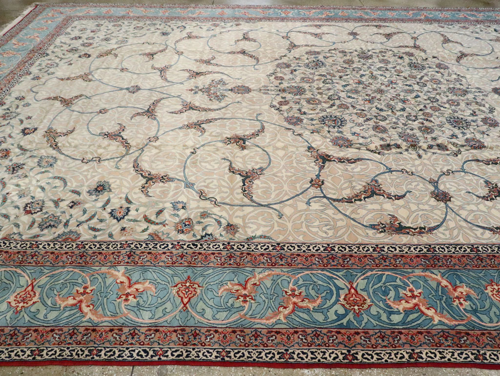 Vintage Persian Isfahan Oversize Carpet, No.15788 - Galerie Shabab