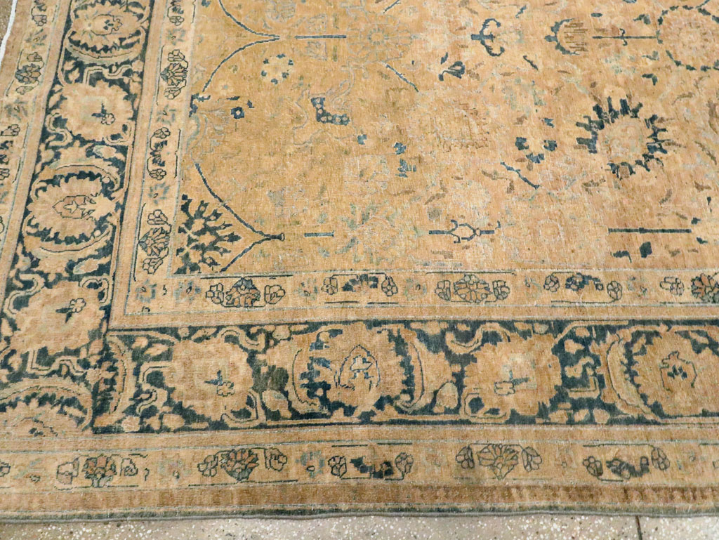 Antique Persian Tabriz Carpet, No.15810 - Galerie Shabab