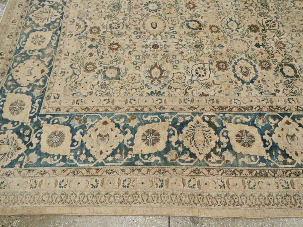 Antique Persian Tabriz Carpet, No.15811 - Galerie Shabab