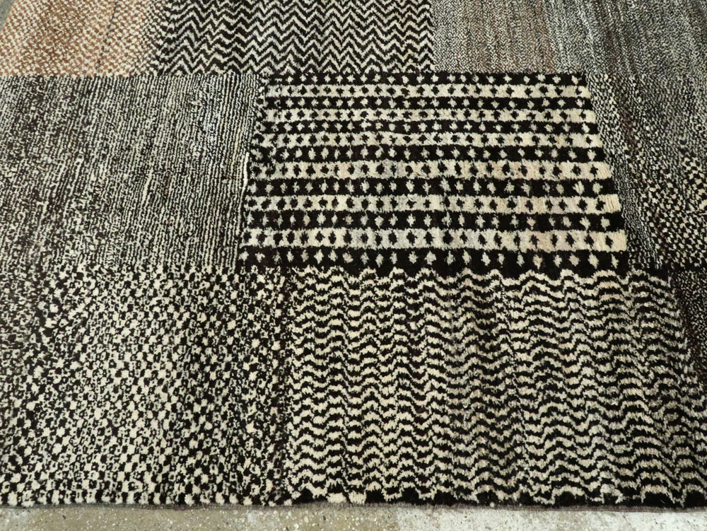 Modern Turkish Anatolian Carpet, No.15833 - Galerie Shabab