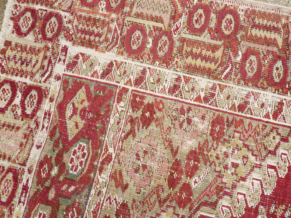 Antique Turkish Ghiordes Rug, No.15847 - Galerie Shabab