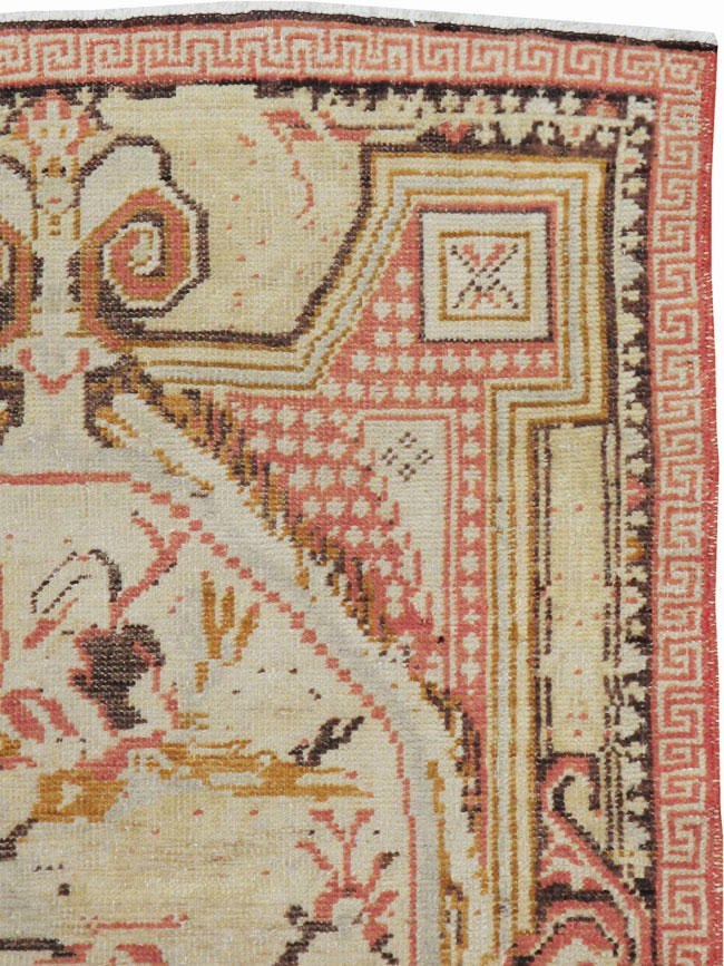 Antique Turkish Ghiordes Rug, No.15849 - Galerie Shabab