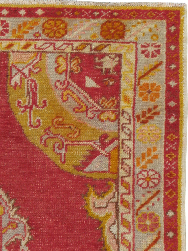 Antique Turkish Oushak Rug, No.15861 - Galerie Shabab