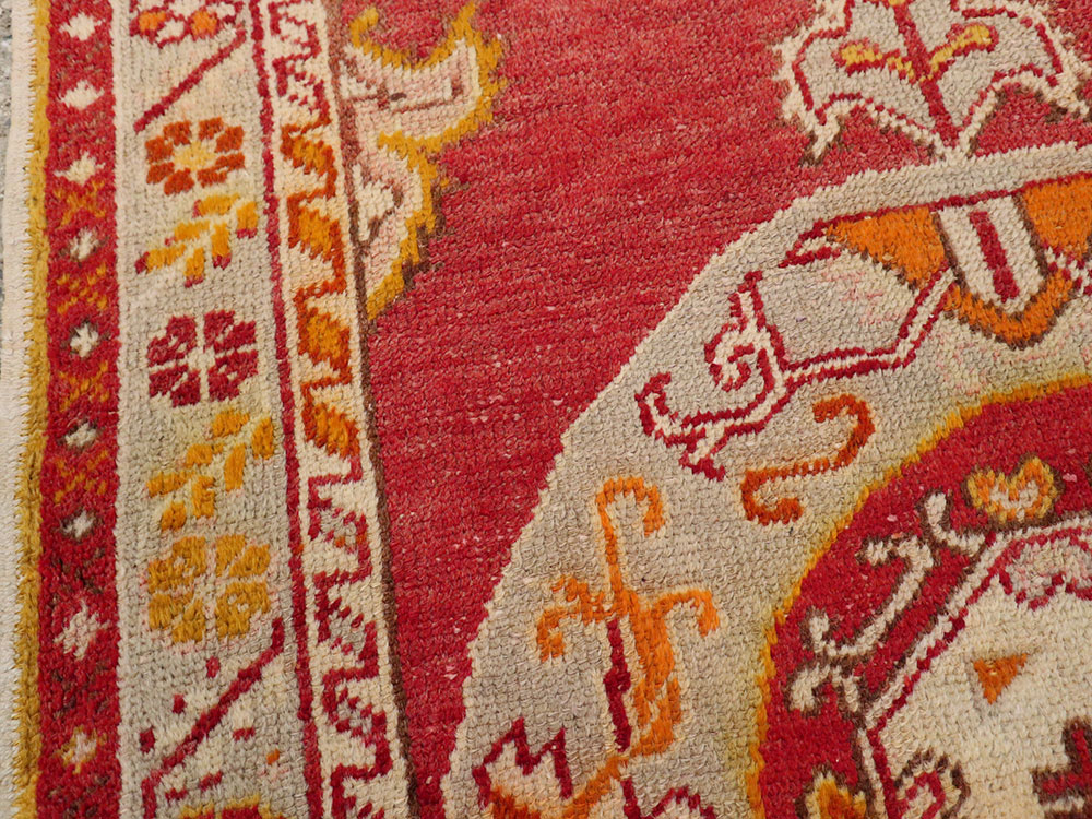 Antique Turkish Oushak Rug, No.15861 - Galerie Shabab