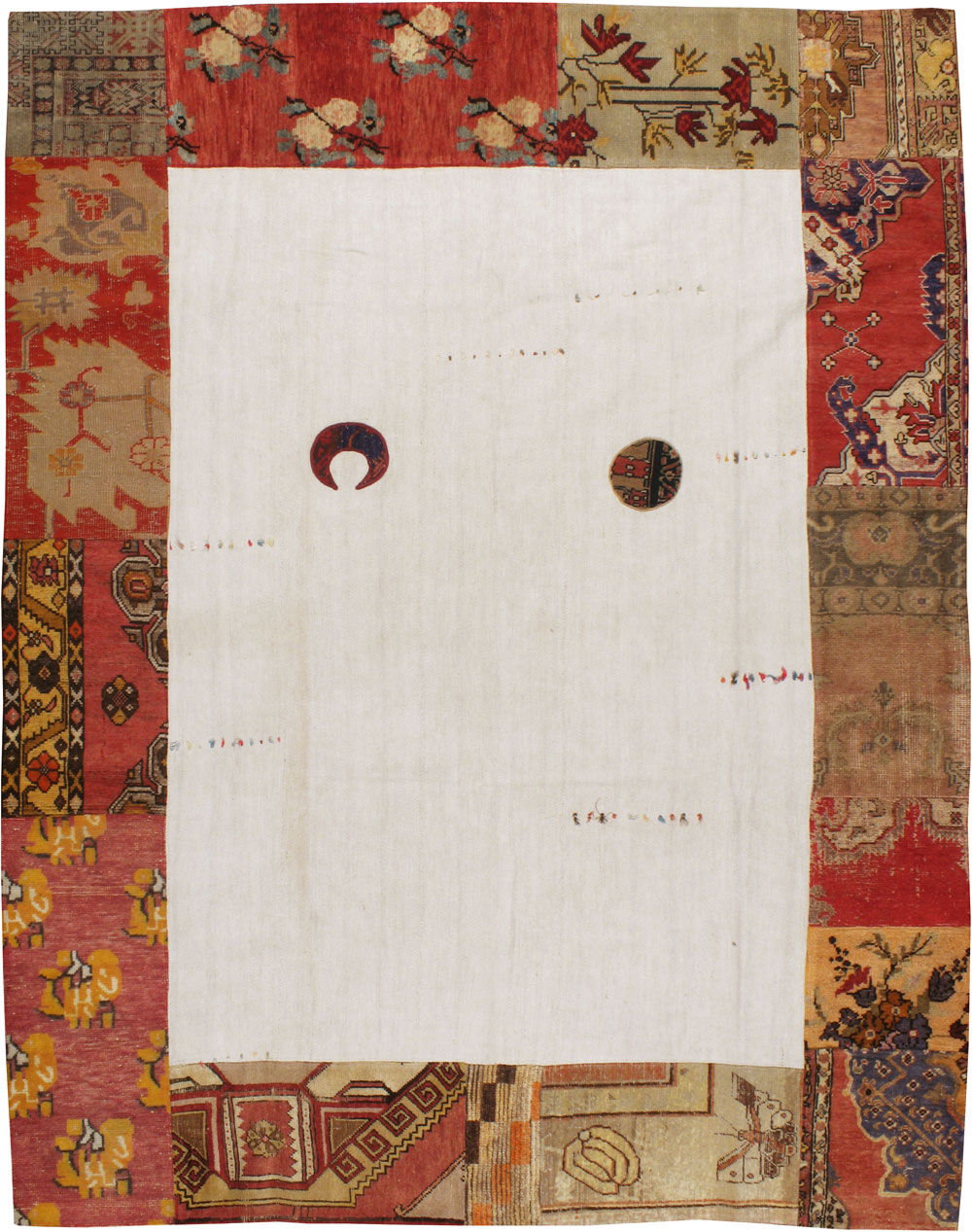 Modern Turkish Anatolian Patchwork Accent Carpet, No.15869 - Galerie Shabab