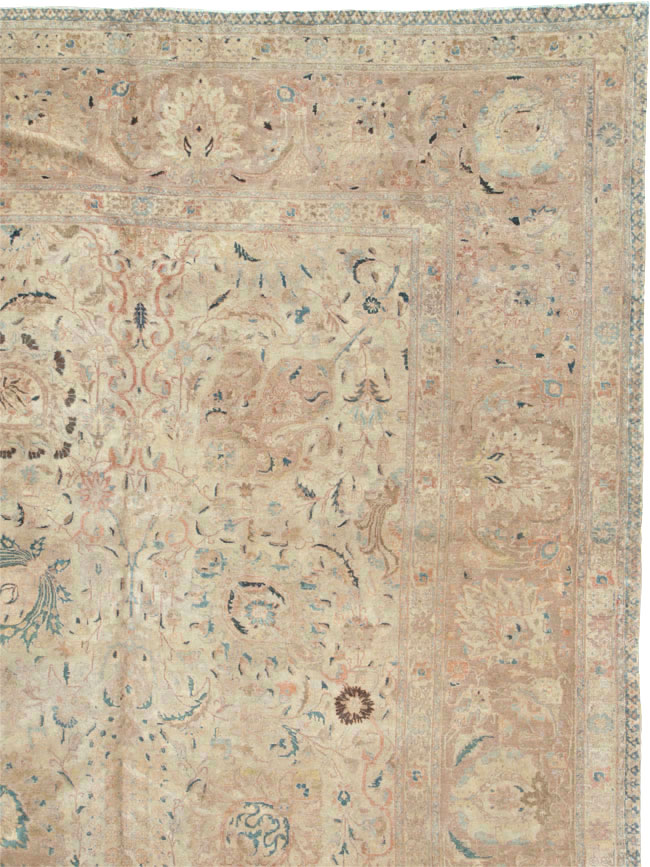 Antique Persian Tabriz Carpet, No.15895 - Galerie Shabab