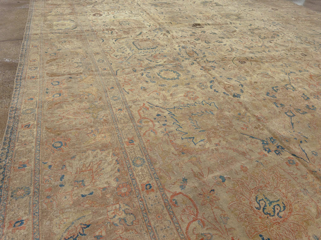 Antique Persian Tabriz Carpet, No.15895 - Galerie Shabab