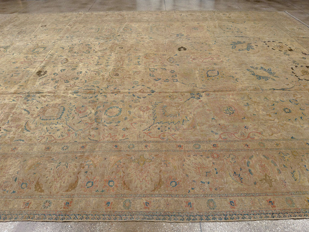 Antique Persian Tabriz Carpet, No.15895 - Galerie Shabab