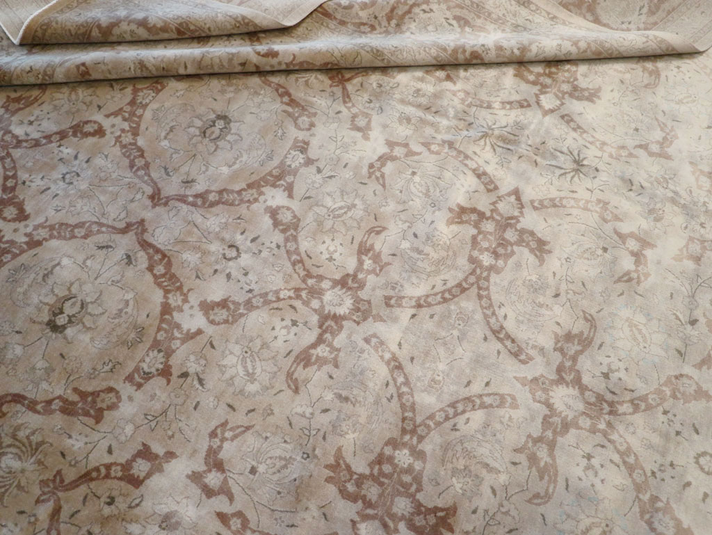 Antique Persian Tabriz Carpet, No.15897 - Galerie Shabab